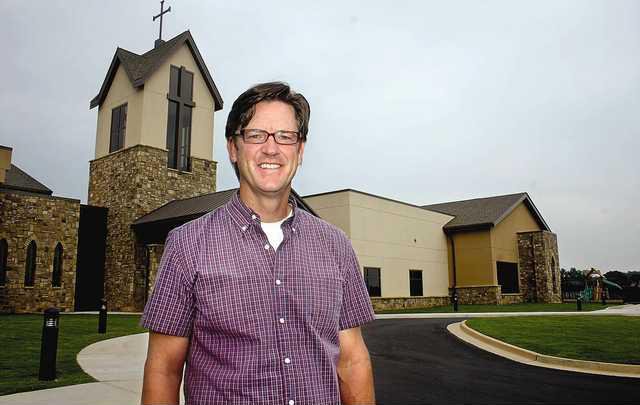 The Vine Pastor 1 es