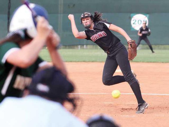 sports-lambertwestsoftball1-websmall JP