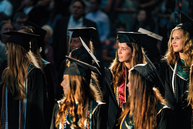 Pinecrestgrad 4 052219 web