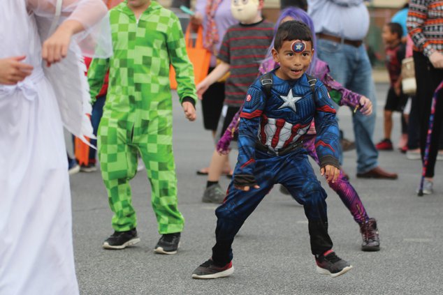 20191030_TrunkTreat_Costumes_24_web.jpg