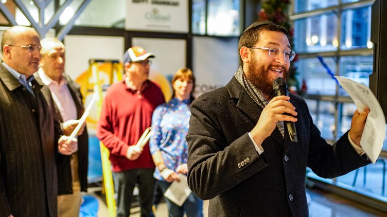 20191225_Hanukkah_3_web.jpg