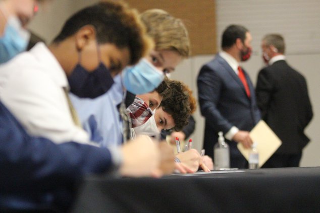 Lambert_signing_spring