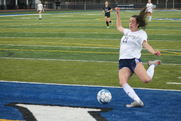 West_SouthGSoccer4.jpg