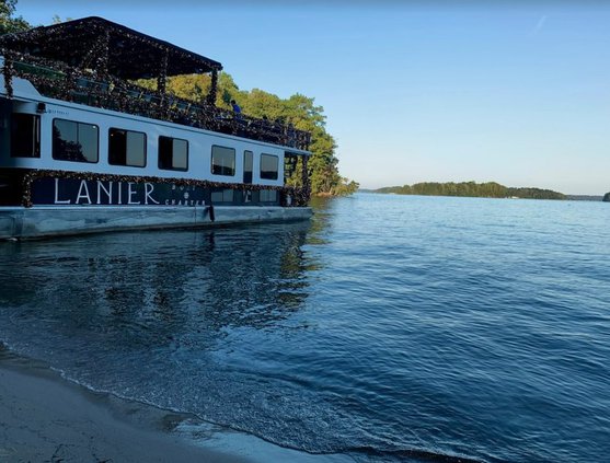 Lanier Boat Charter