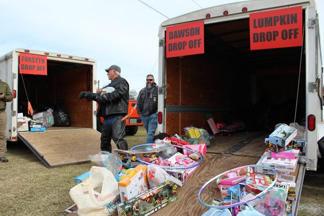 11232022 TOY RUN 2.jpg