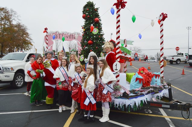 12062023CHRISTMAS PARADE PREVIEW