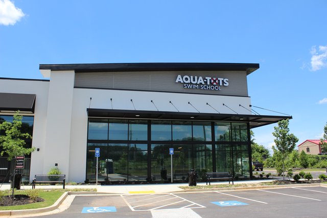 This new swim school in Forsyth County is opening just in time for summer - Vimarsana News