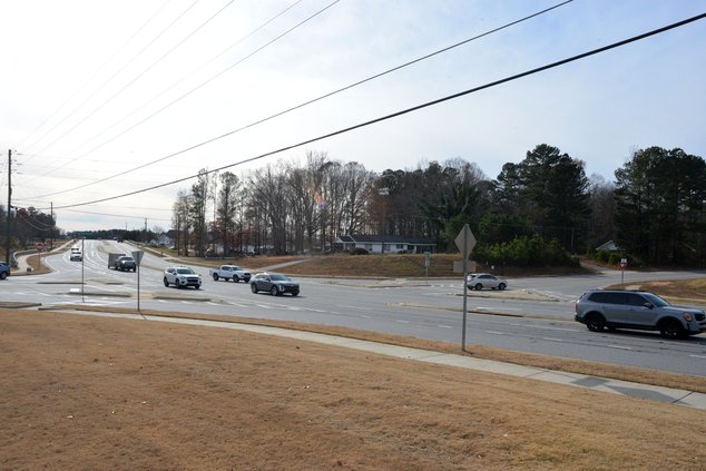 12162024TRAFFIC SIGNAL
