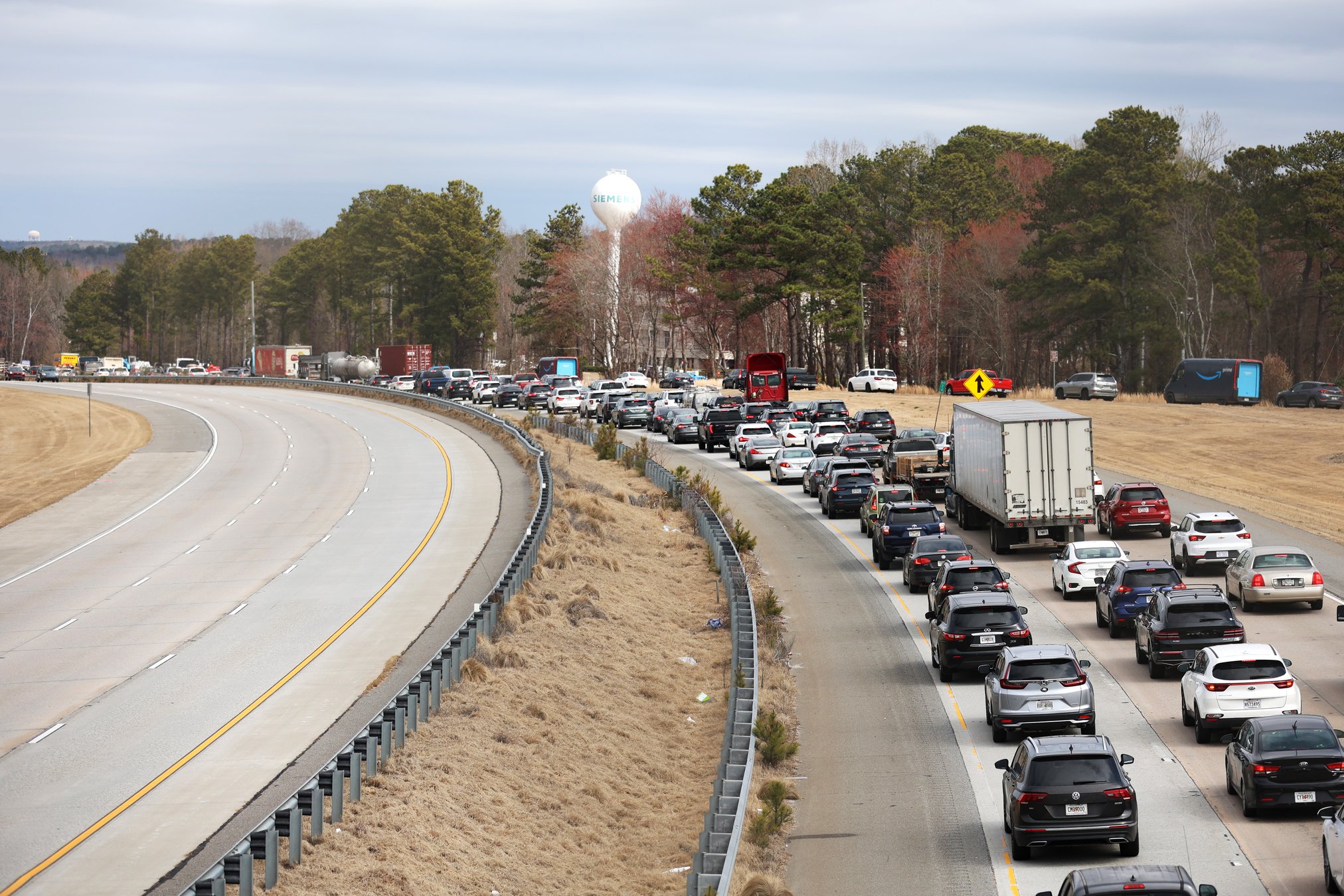 Transit Scr Ga. 400 reopens after dump truck spill - Forsyth News