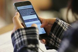 03252025CELL PHONES IN SCHOOL