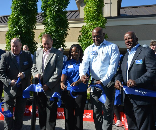 07172025KROGER RIBBON CUTTING