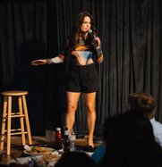 08072025COMEDIAN LACE
