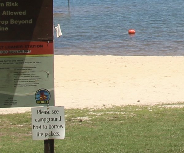 0814BEACH BRAWL