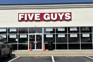 08192025FIVE GUYS