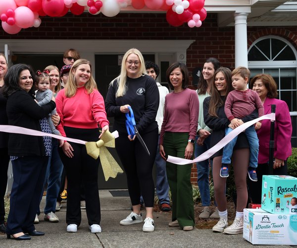 11202025BECAUSE MOM COLLECTIVE