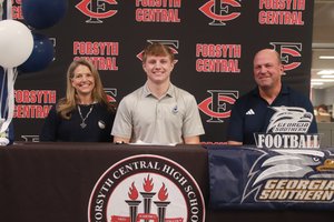 Max Haertel signing day