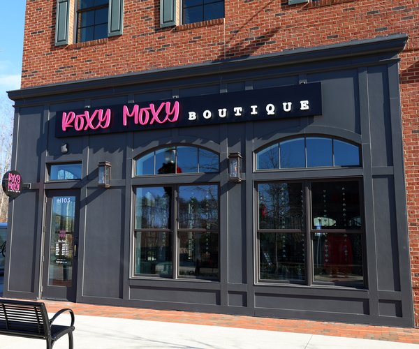 12032025ROXY MOXY CLOSED