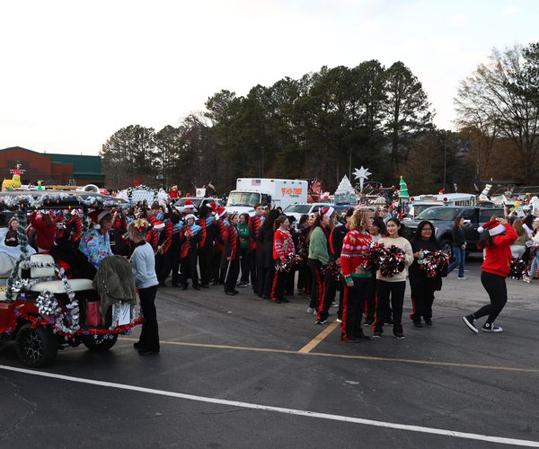 12132025CHRISTMAS PARADE