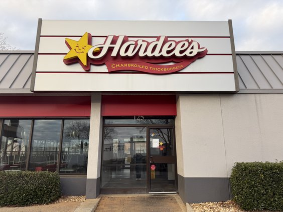 HARDEES 2.jpg