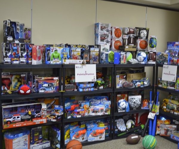 01162026HOLIDAY HOUSE