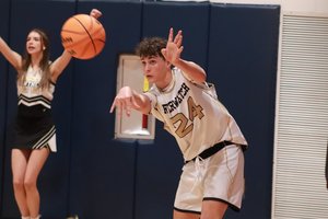 Riverwatch 8th boys bball