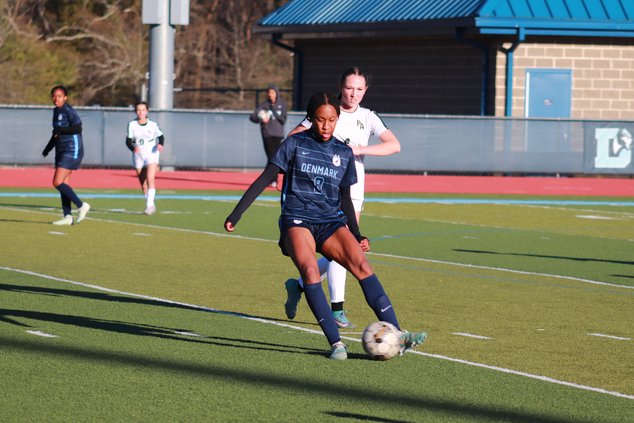 Denmark girls soccer 25