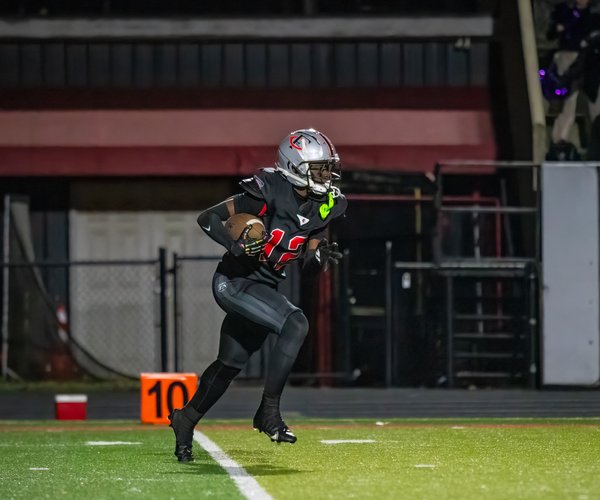 04152026CENTRAL FOOTBALL