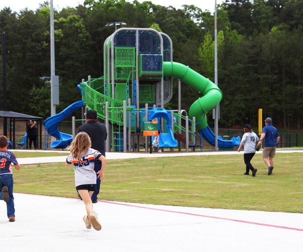 04292026BENNETT PARK RIBBON CUTTING