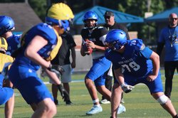 South Forsyth football 051526