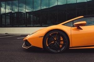exotic car