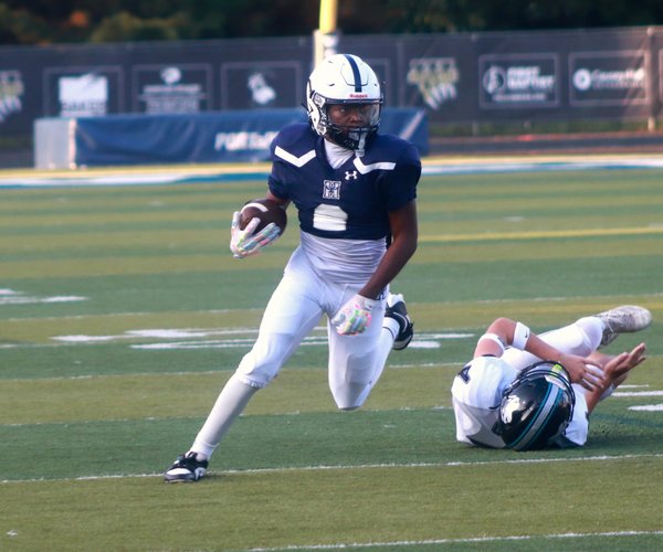 Hendricks football 26