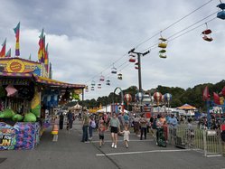 10082026FAIR OPENS