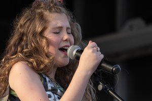 10282026GLITTER STAR FEST